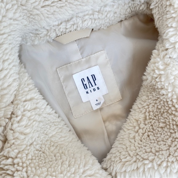 GAP Cream Sherpa Coat Puffer Girl's Jacket Size Small - Picture 9 of 10